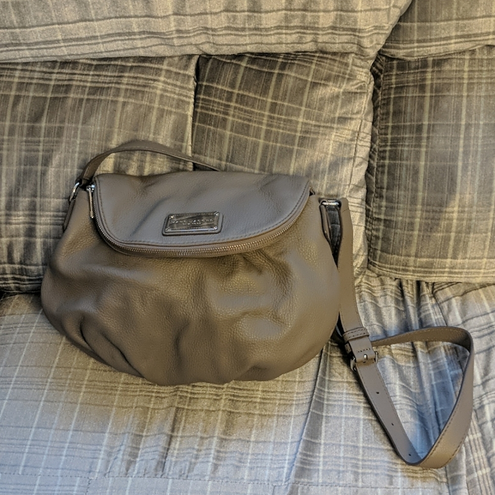 Marc Jacob hobo cross body